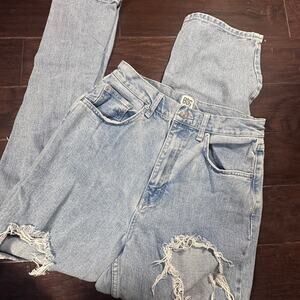 BDG Baggy Boyfriend Jeans Distressed - Size 30w